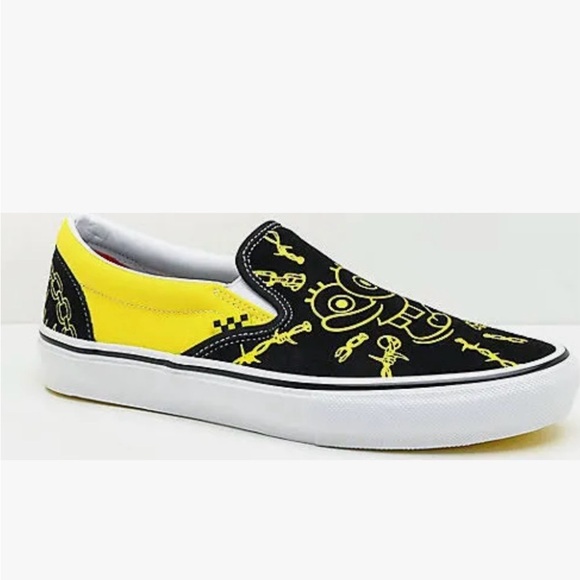 Vans Sponge Bob. Yellow and Black Classic Slip-On Sneakers. NWOB. Size 5.5 Boys. - Picture 1 of 11